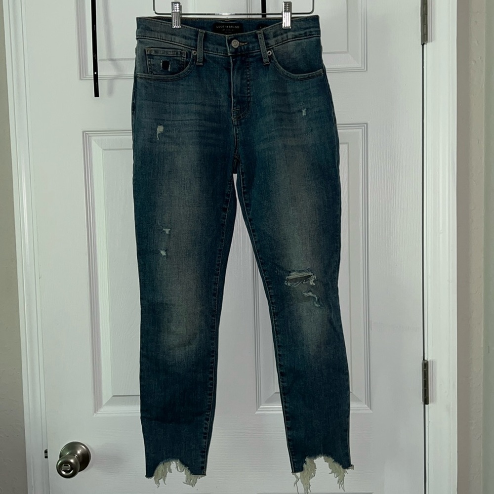 Luck brand mid rise skinny jeans. Size 6/28